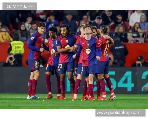 西甲激战：AC米兰大胜阿森纳红牌事件引发全场热议与争议