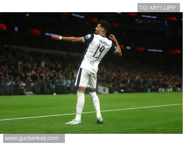 热刺逆袭拜仁6-2红牌争议引发全场热议成历史冷门